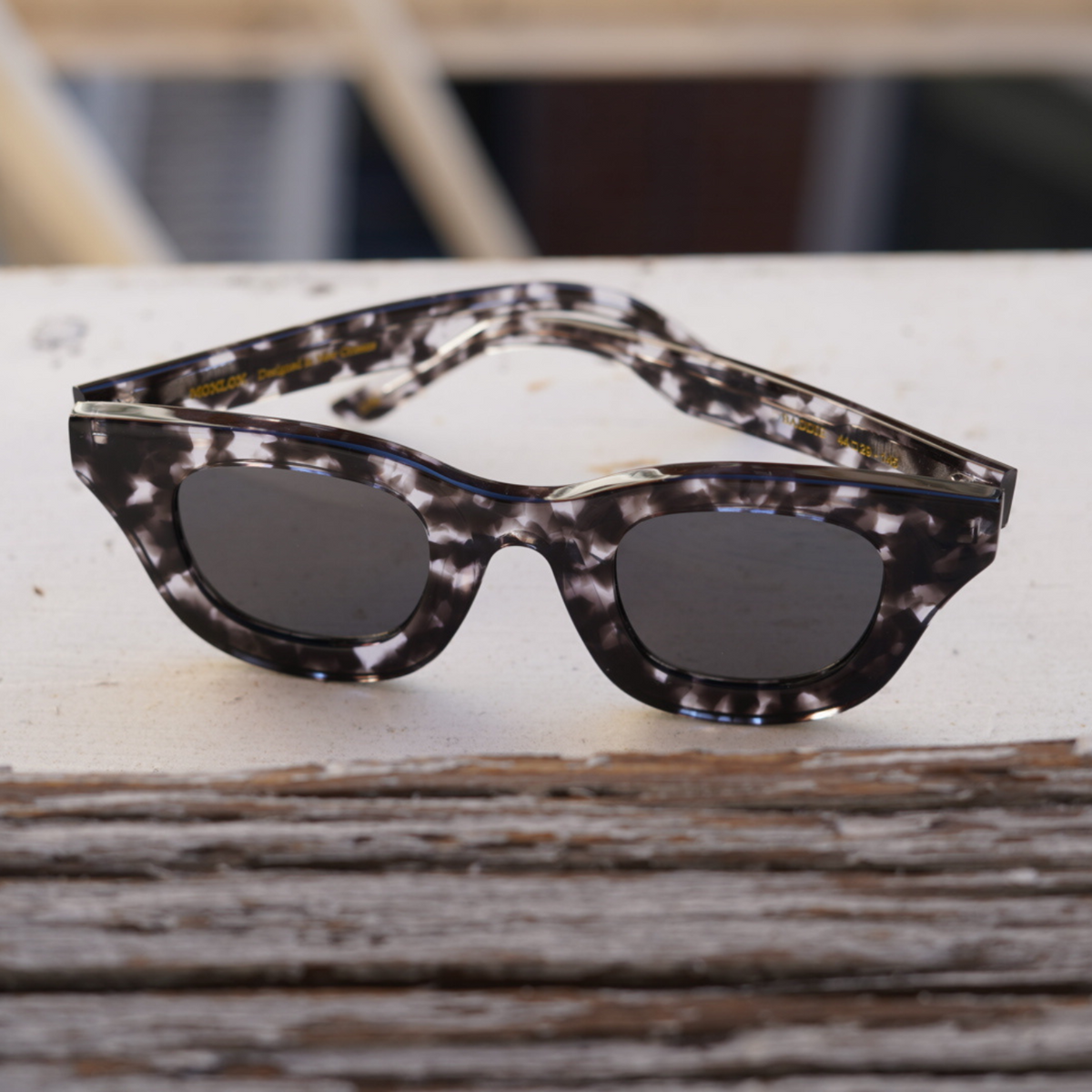 Baddie - Snow Leopard / Grey Polarized