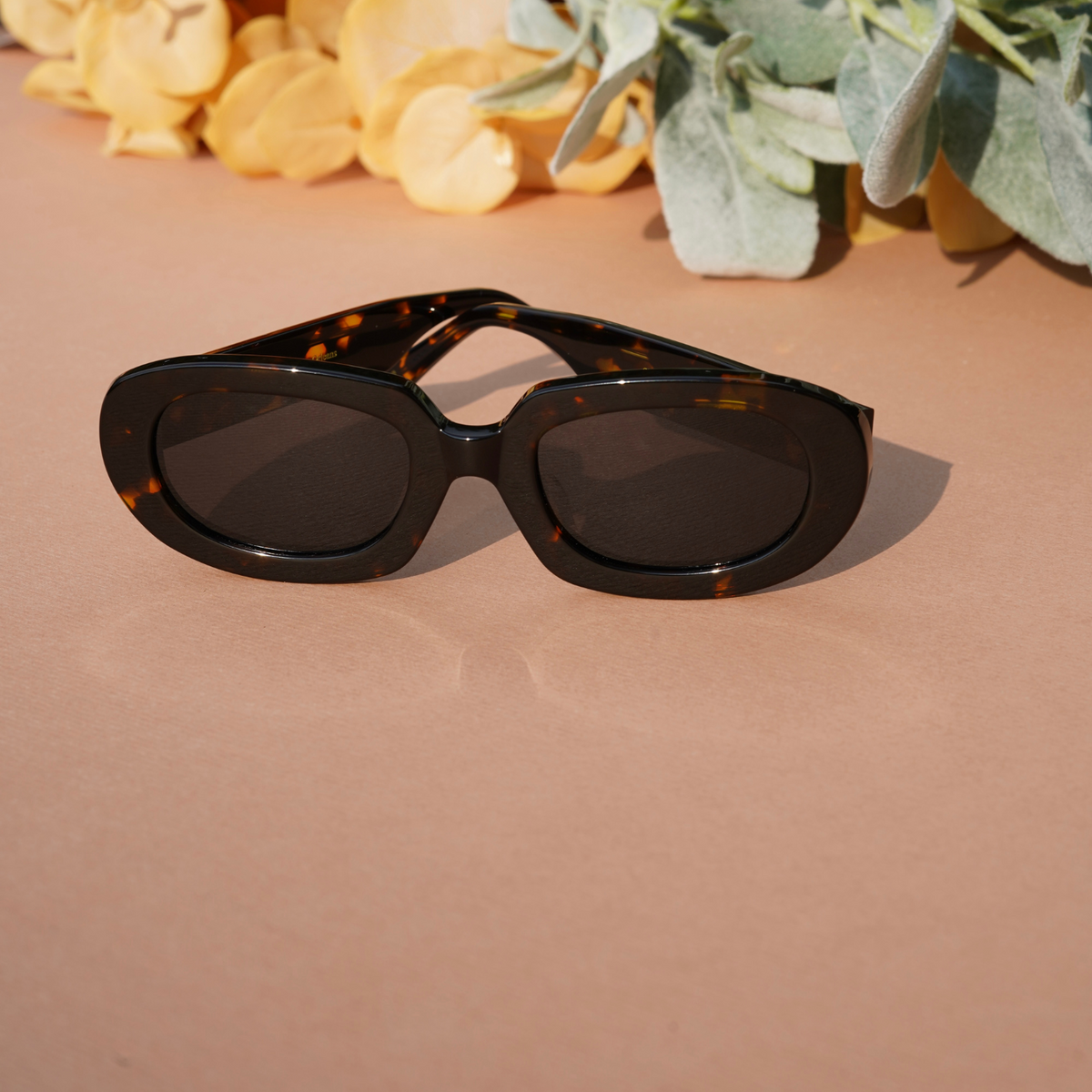 She Is The Moment - Black/Grey Polarized