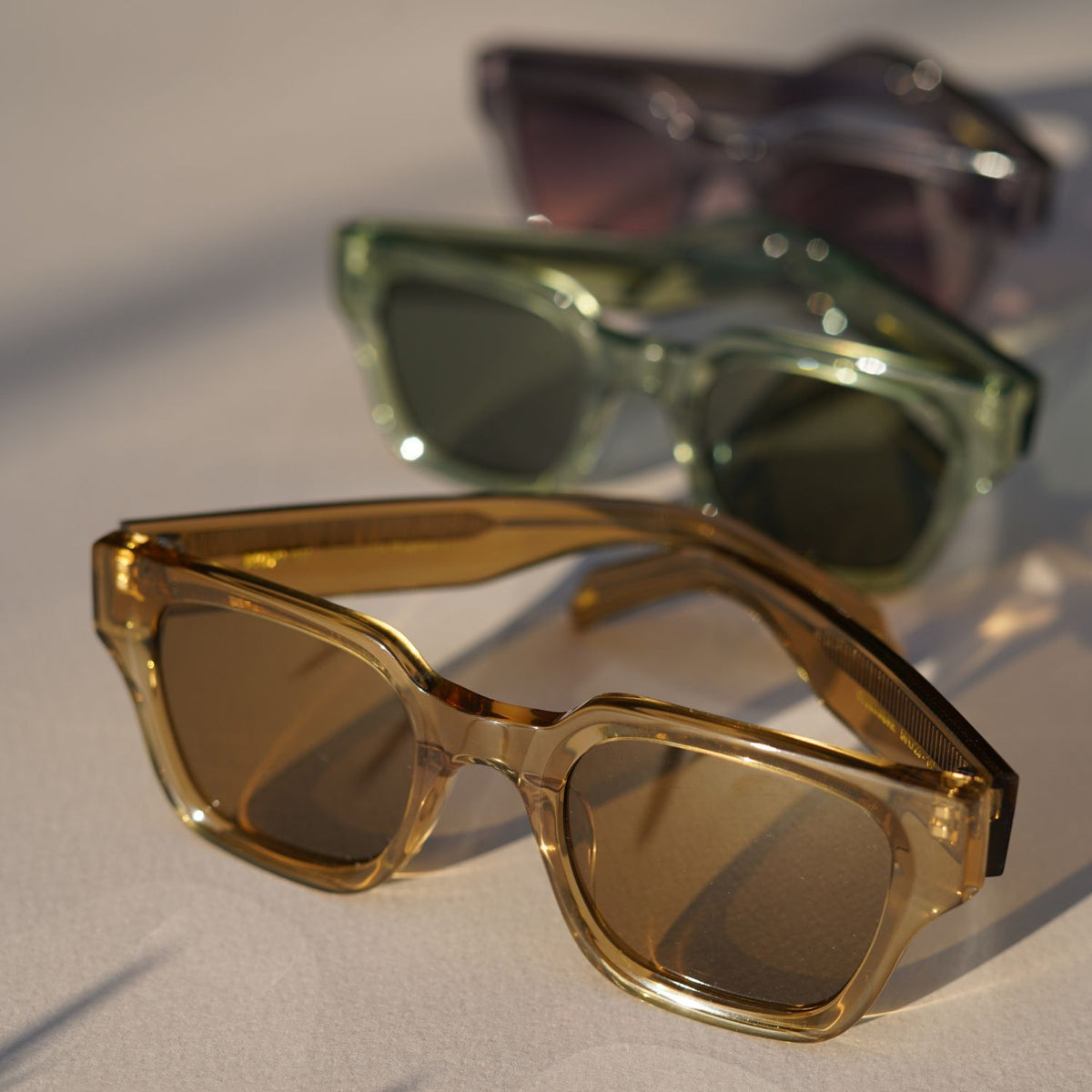 Weekender - Gold Crystal / Brown