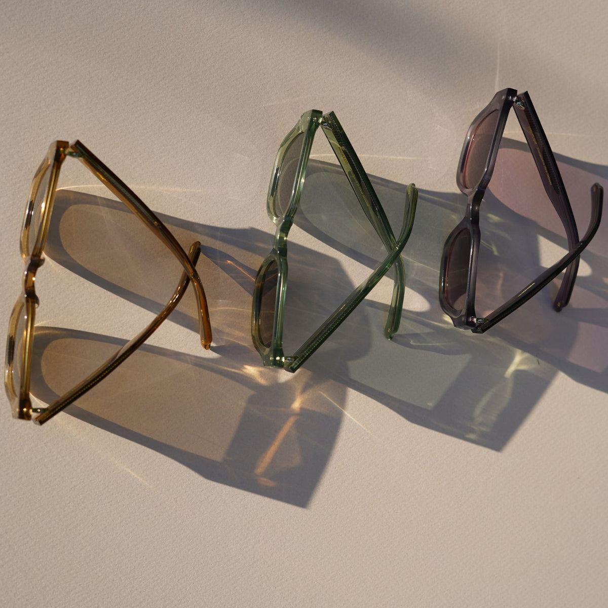 Weekender - Gold Crystal / Brown
