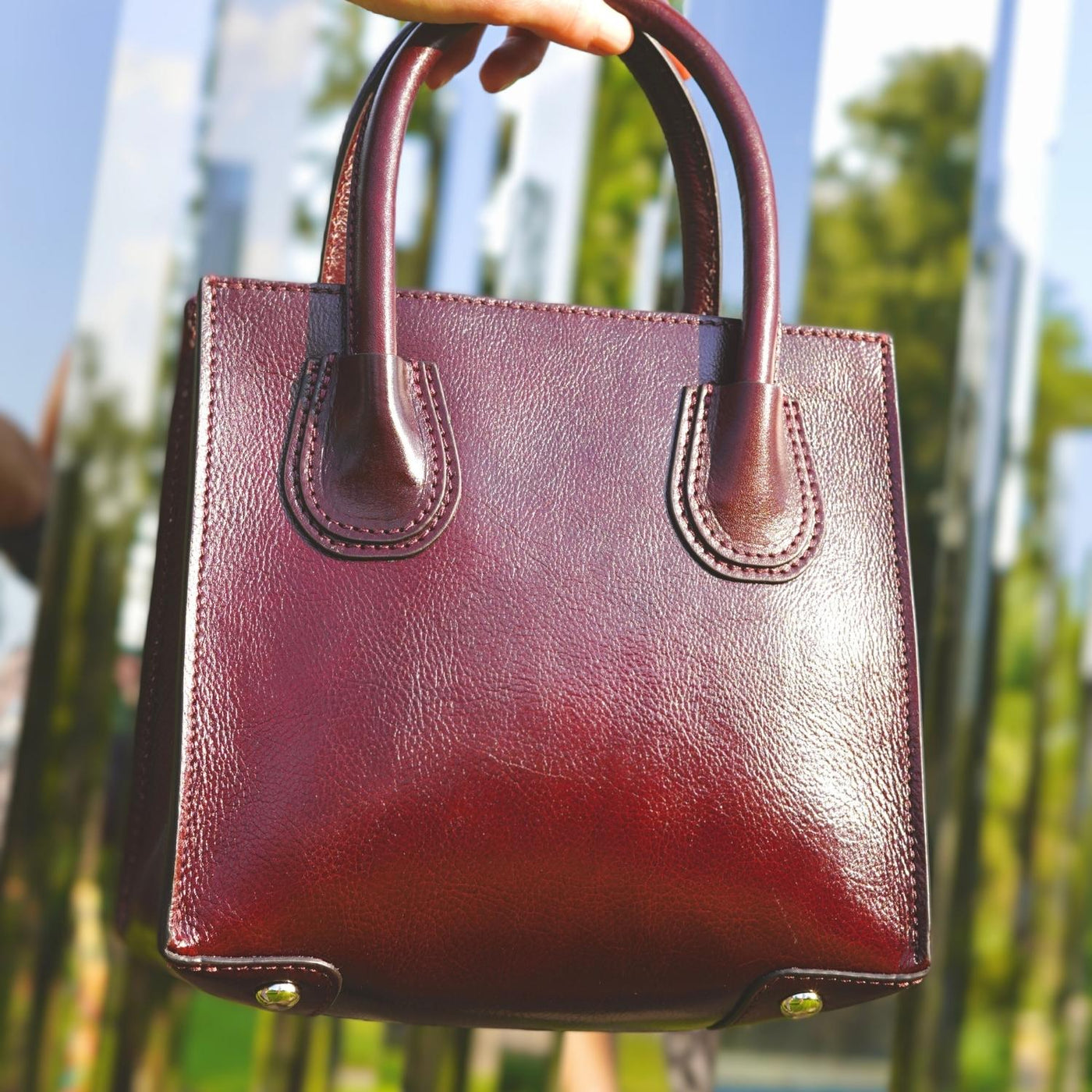  Burgundy Croc-Embossed Italian Leather Tote Handbag